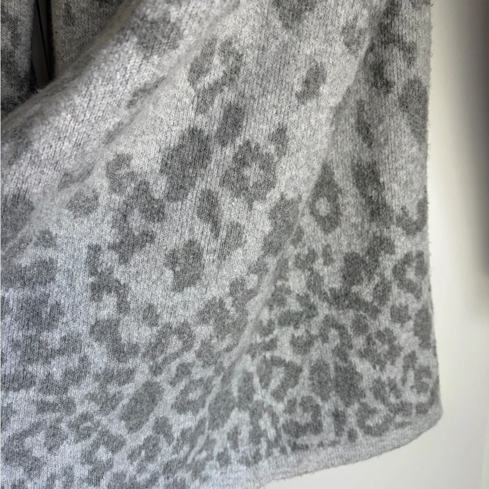 Talbots Light Gray Leopard Print Open Cardigan Sweater - Picture 3 of 5
